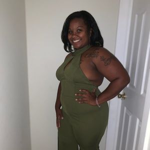 Meet your Posher, Brittney